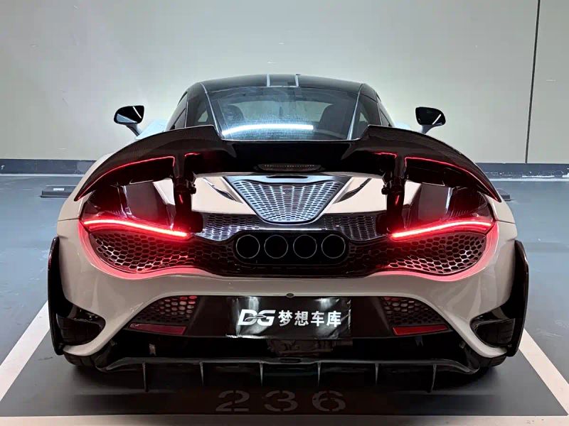 Mclaren mclaren_720s