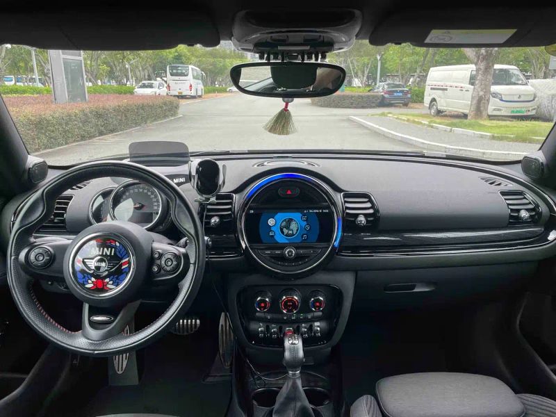 Mini clubman