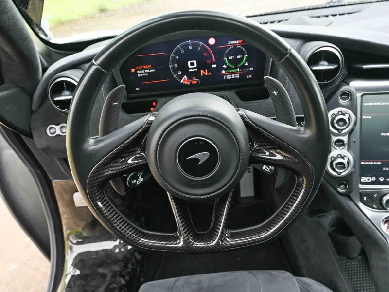Mclaren mclaren_720s
