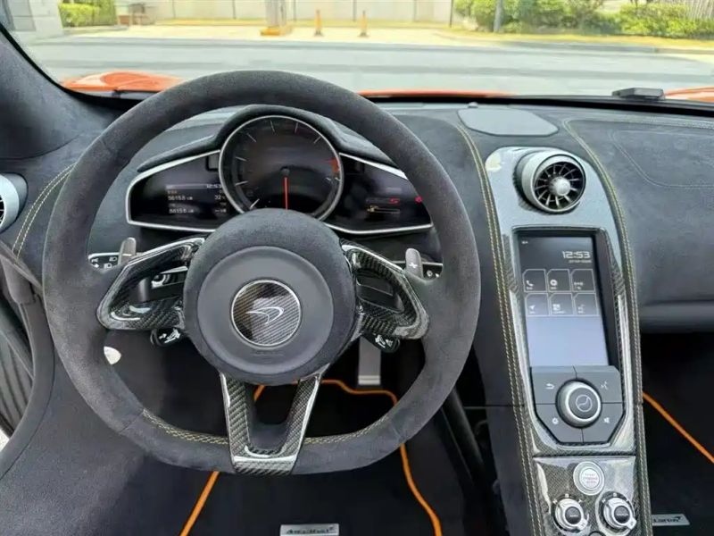 Mclaren mclaren_650s