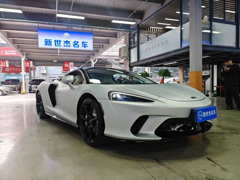 Mclaren GT