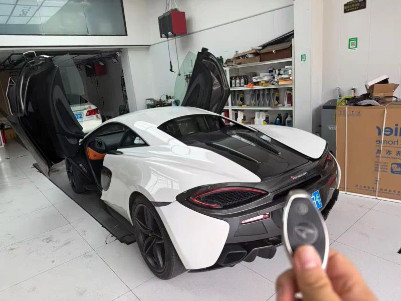Mclaren 570