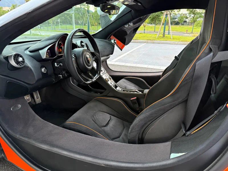 Mclaren mclaren_650s