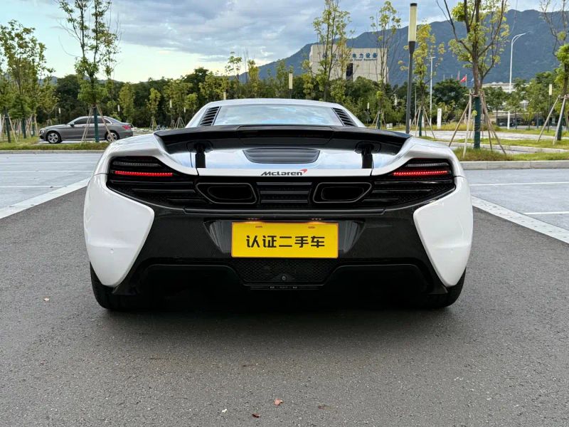 Mclaren mclaren_650s