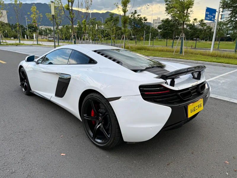 Mclaren mclaren_650s