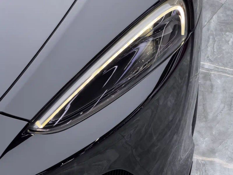 Mclaren GT