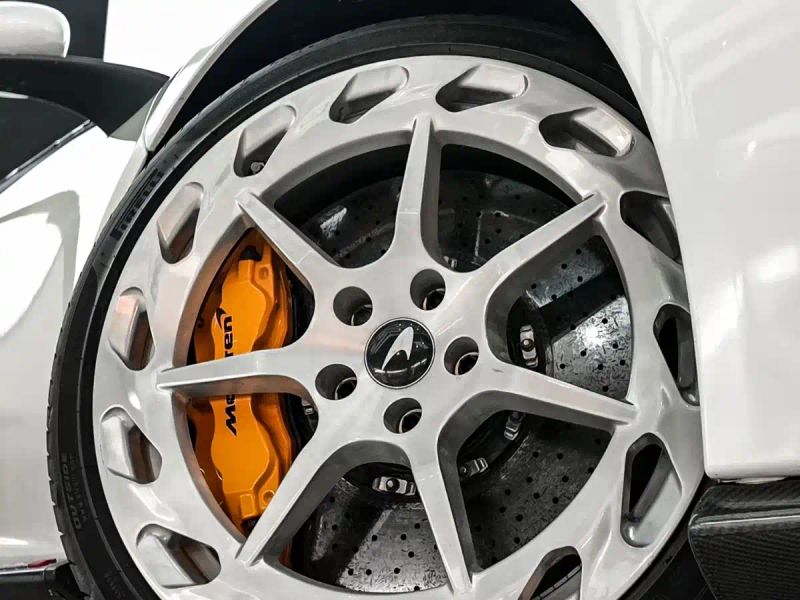 Mclaren mclaren_650s