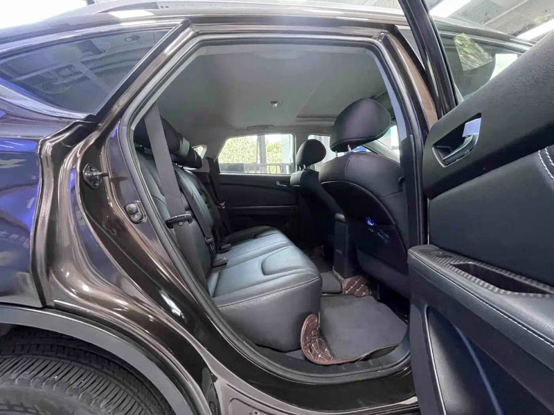 da7 suv