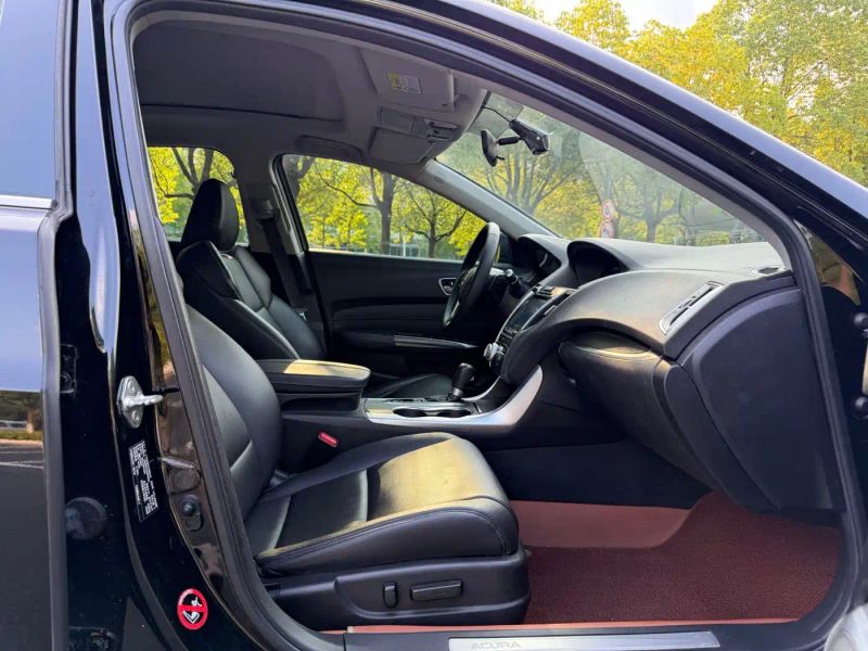 Acura tlx-l