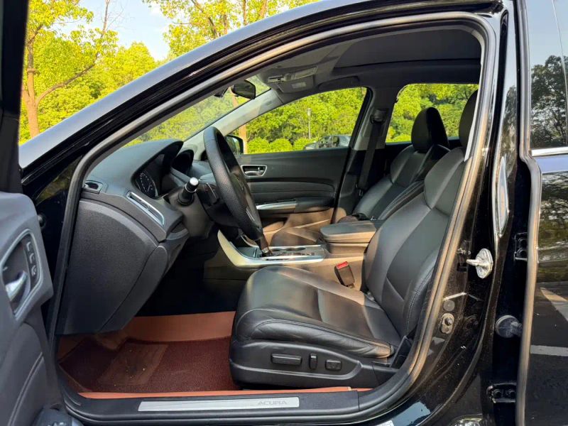 Acura tlx-l
