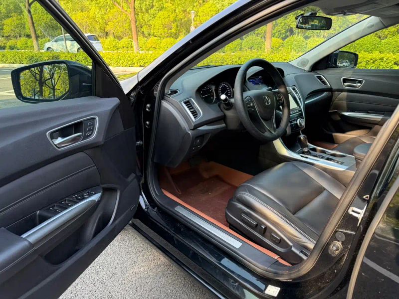 Acura tlx-l