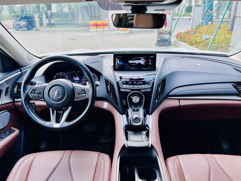 Acura suv