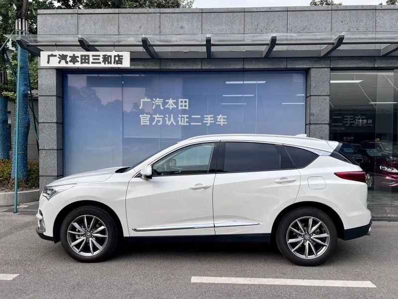 Acura suv