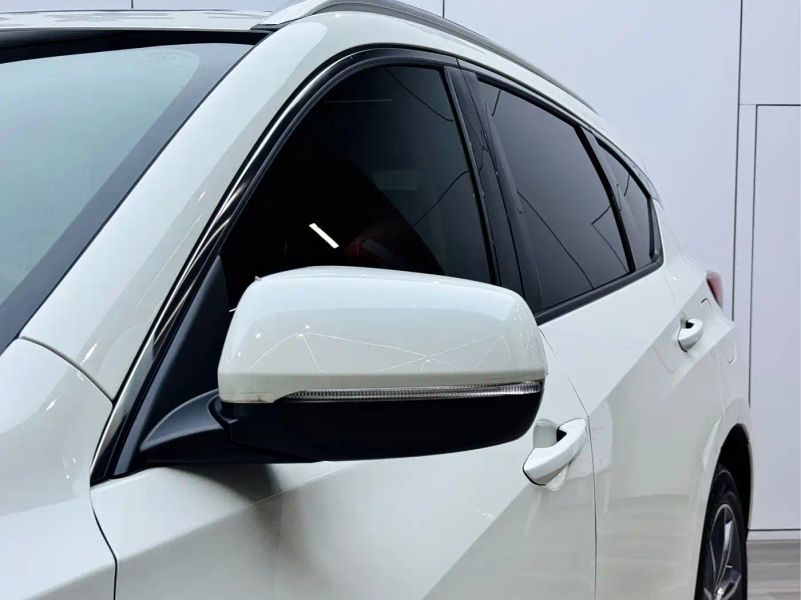 Acura suv
