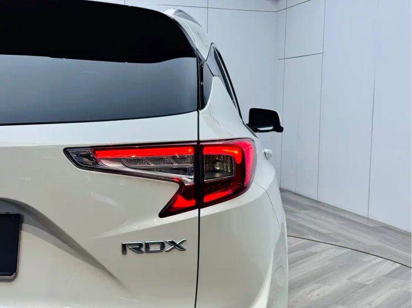 Acura suv
