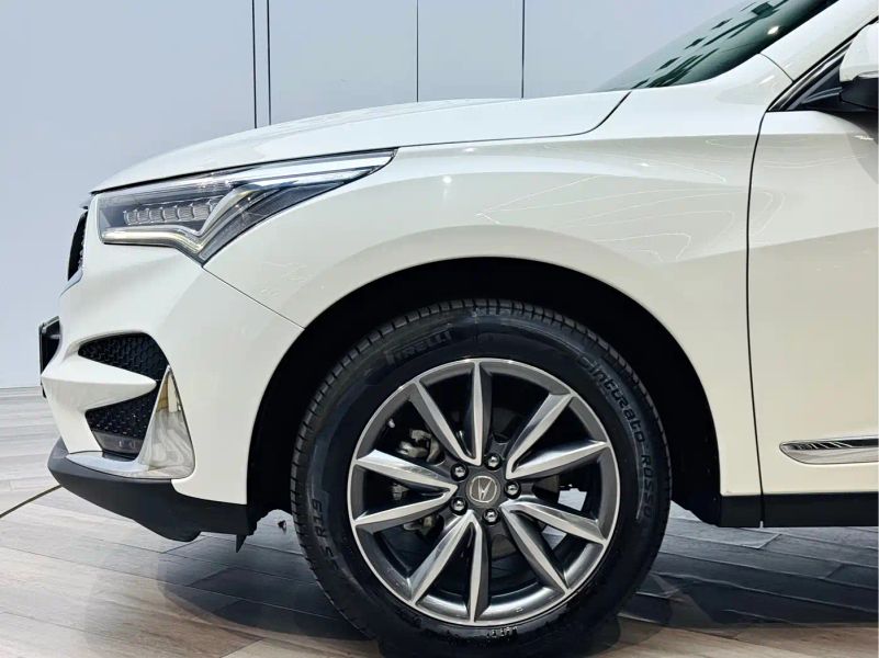 Acura suv