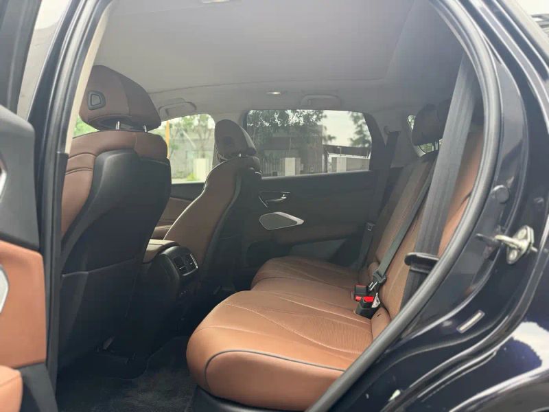 Acura suv