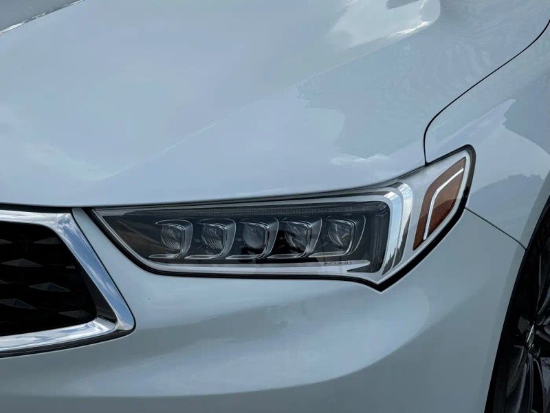 Acura tlx-l