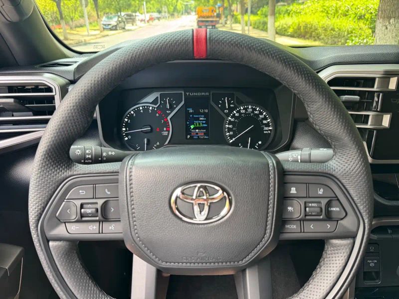 alphard tundra