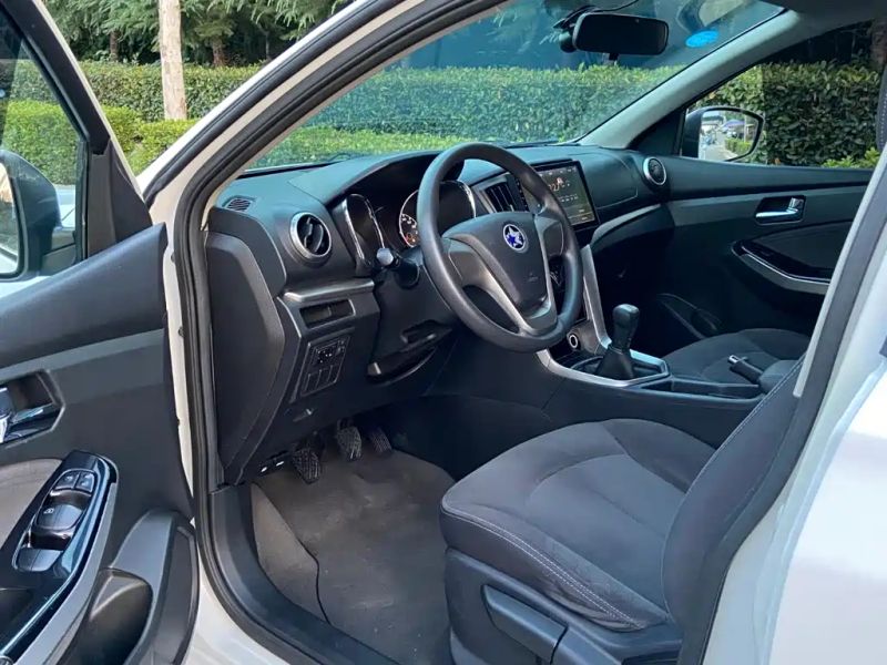 Venucia t70
