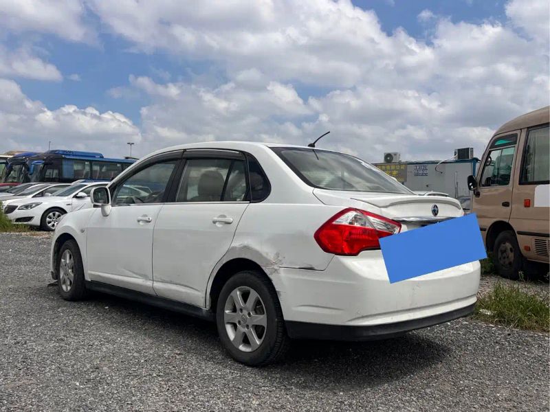 Venucia d50