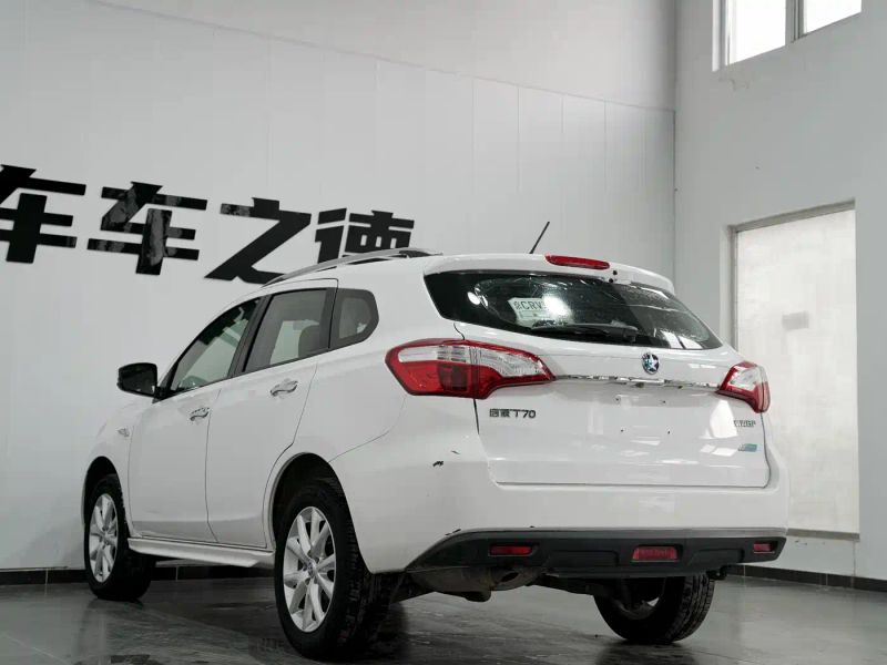 Venucia t70