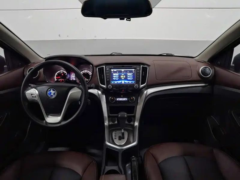 Venucia t70