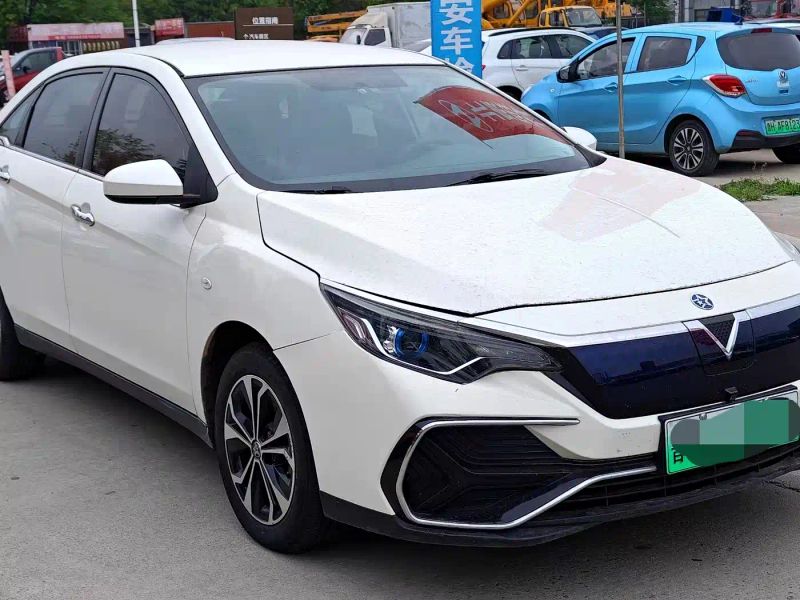 Venucia d60