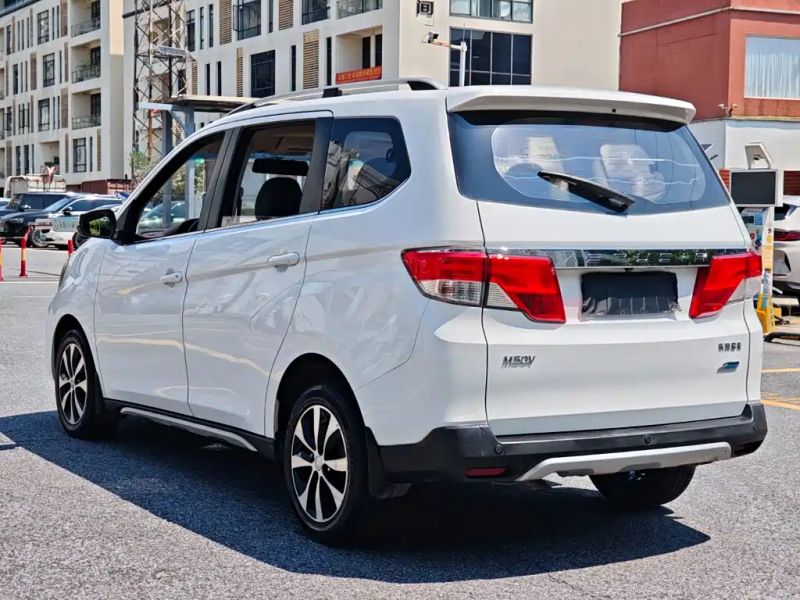 Venucia m50v