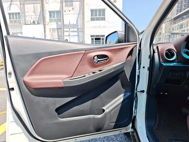 Venucia m50v