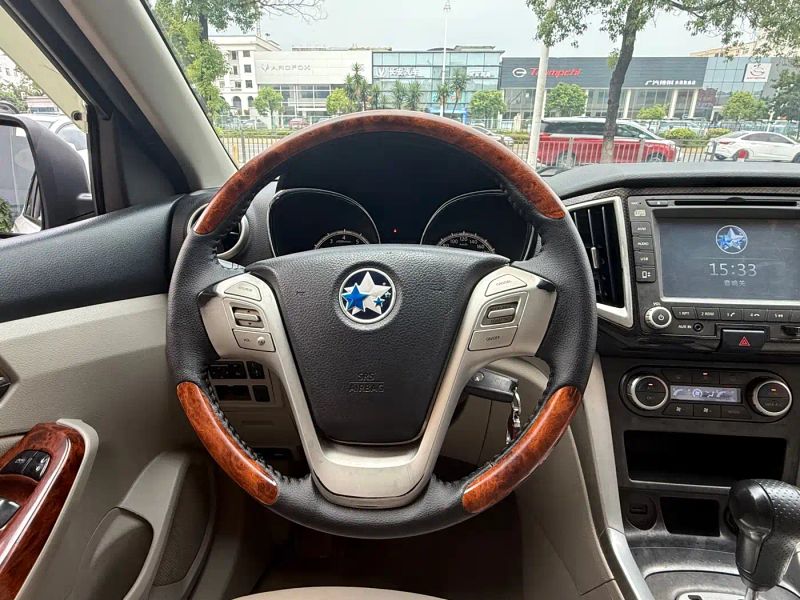 Venucia t70