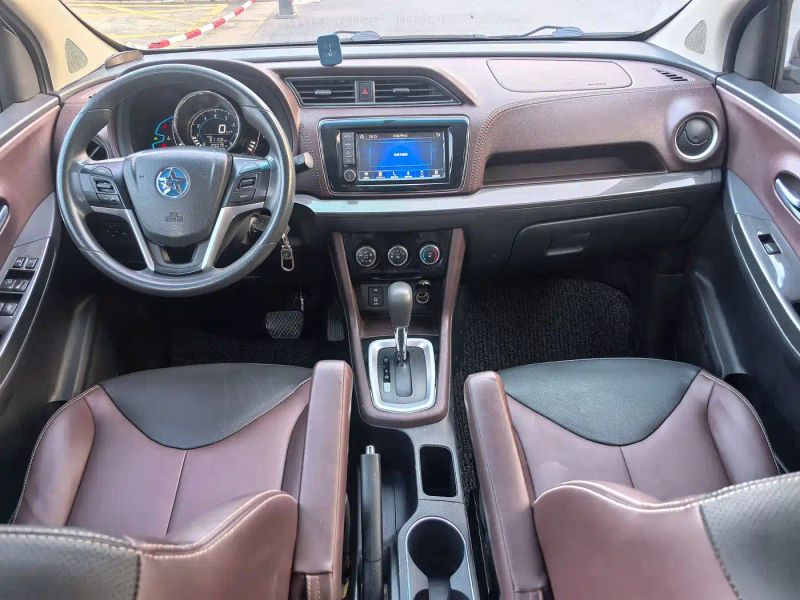 Venucia m50v