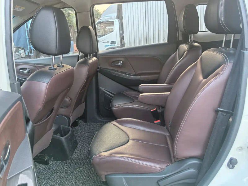 Venucia m50v