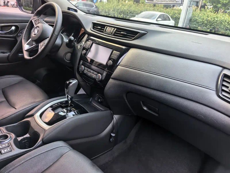 Nissan qijun