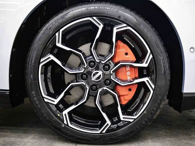 Nissan n7