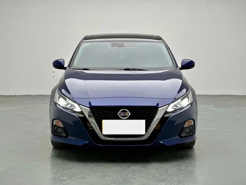 Nissan altima