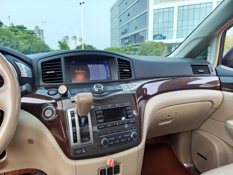 Nissan quest
