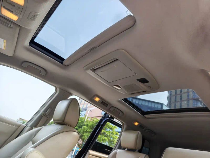 Nissan quest