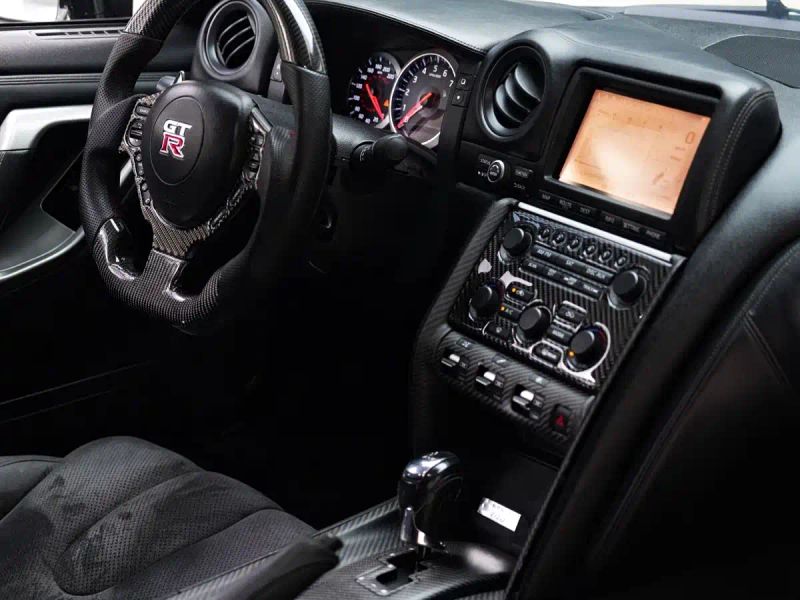 Nissan GT-R