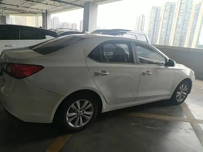 Roewe 360
