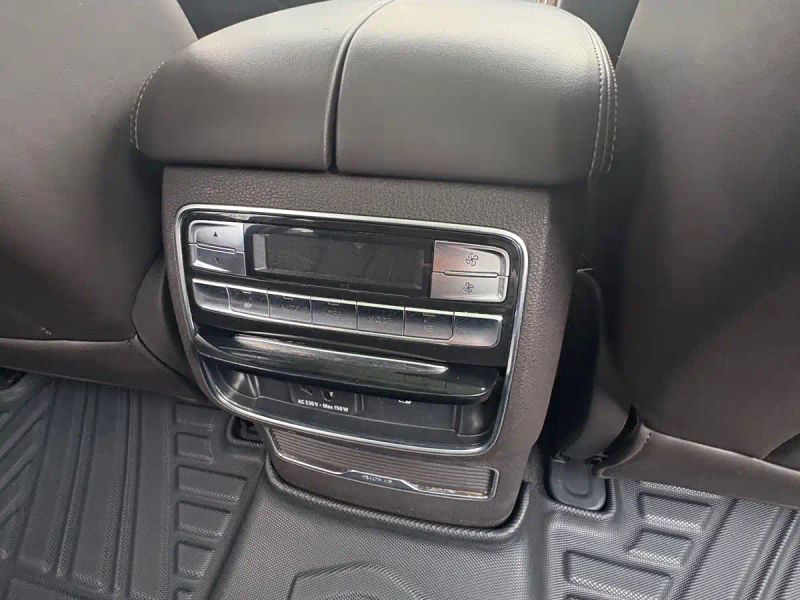 Roewe rx8
