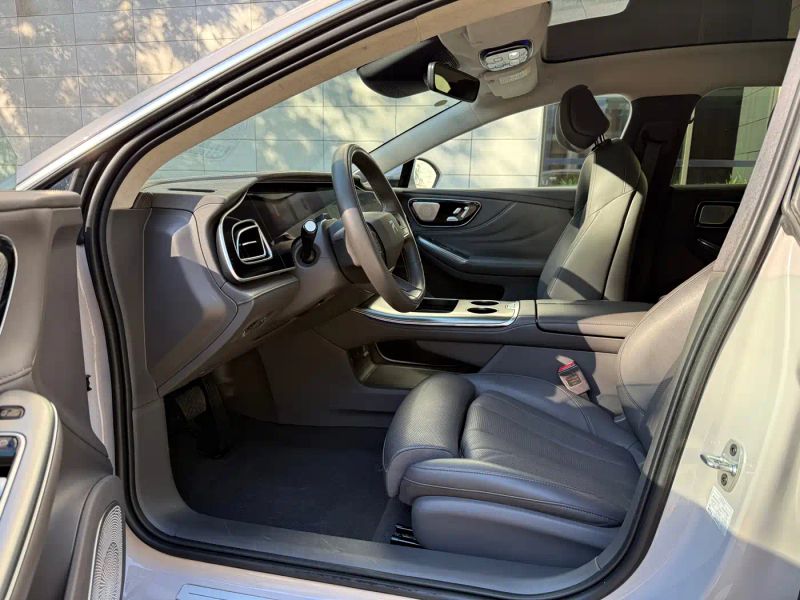 Roewe f7