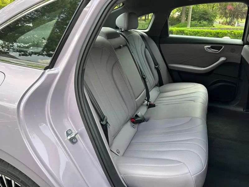 Roewe m7