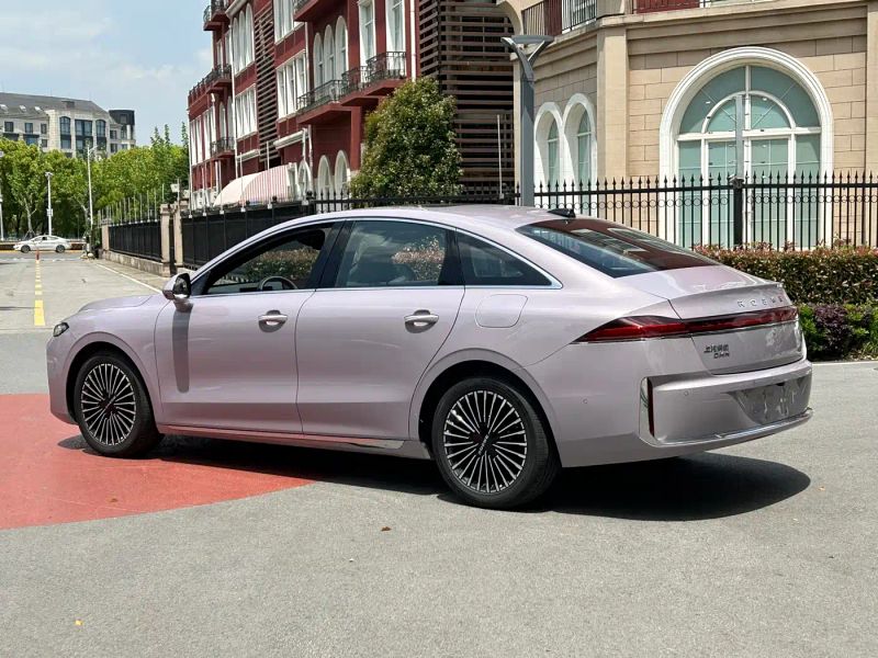 Roewe m7