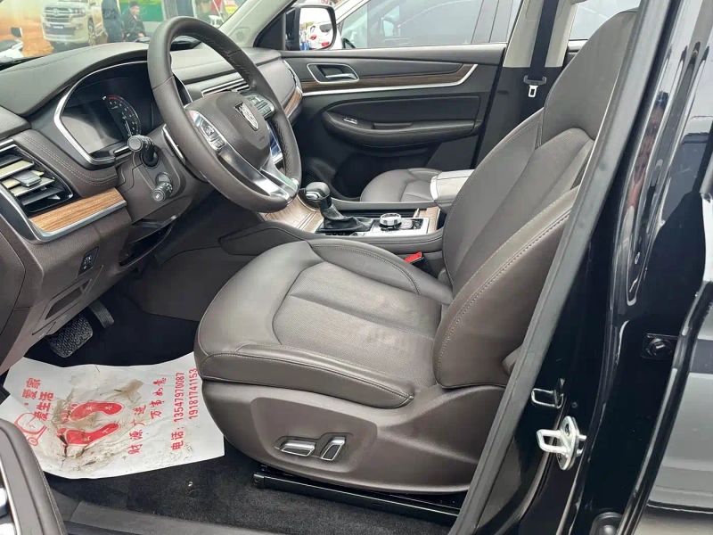 Roewe rx8