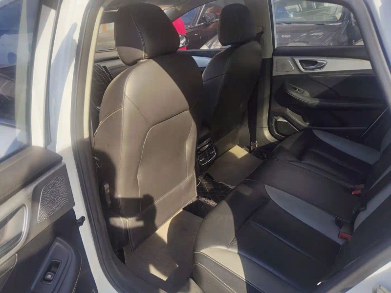 Roewe i6