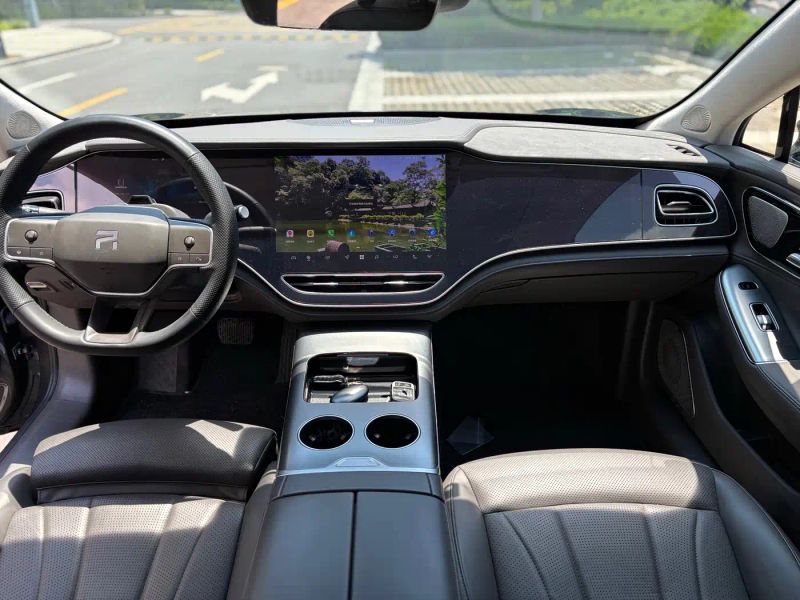 Roewe f7