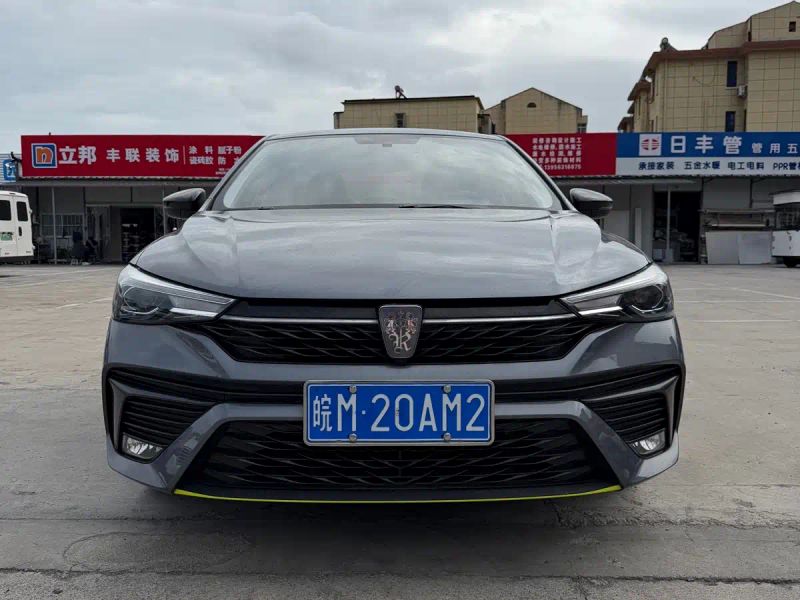 Roewe i5