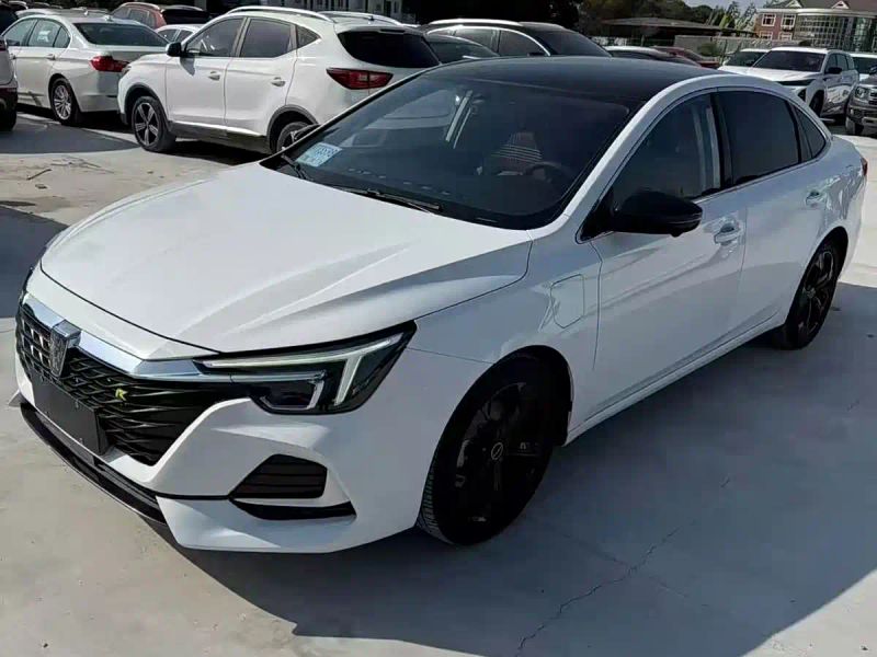 Roewe i6