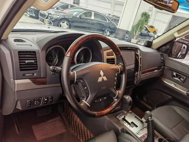 pajaro pajero